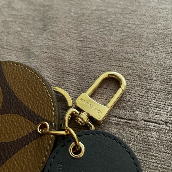 Brand New Authentic Louis Vuitton Bag Charm Key Chain - Picture 7 of 7